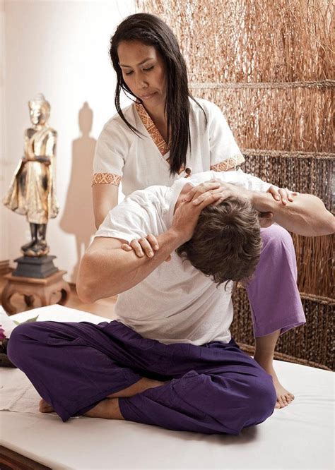Erotic massage Hlyboka