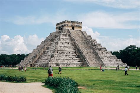 Escolta Chichén Itzá