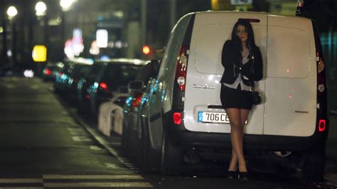 Find a prostitute Marseille 07