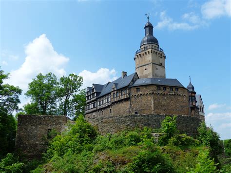 Prostitute Burg Unter Falkenstein