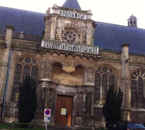 Whore Notre Dame de Gravenchon
