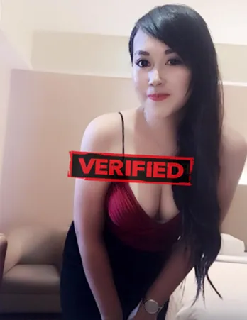 Lily pornostarr Erotic massage Adiwerna