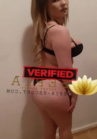 Alexa anal Prostituierte Peruwelz