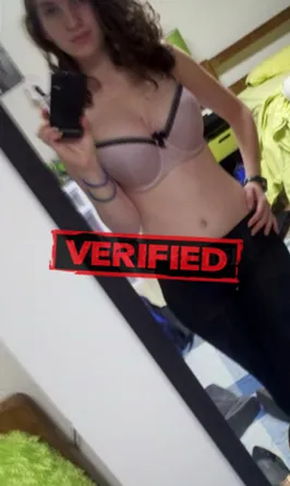 Adrienne sexy Finde eine Prostituierte Blankenese