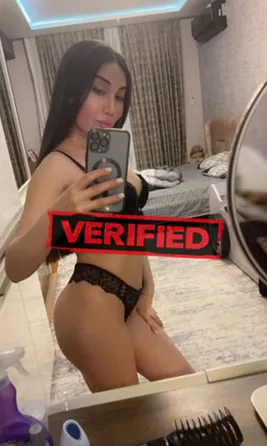 Veronica sexy Find a prostitute Surakarta